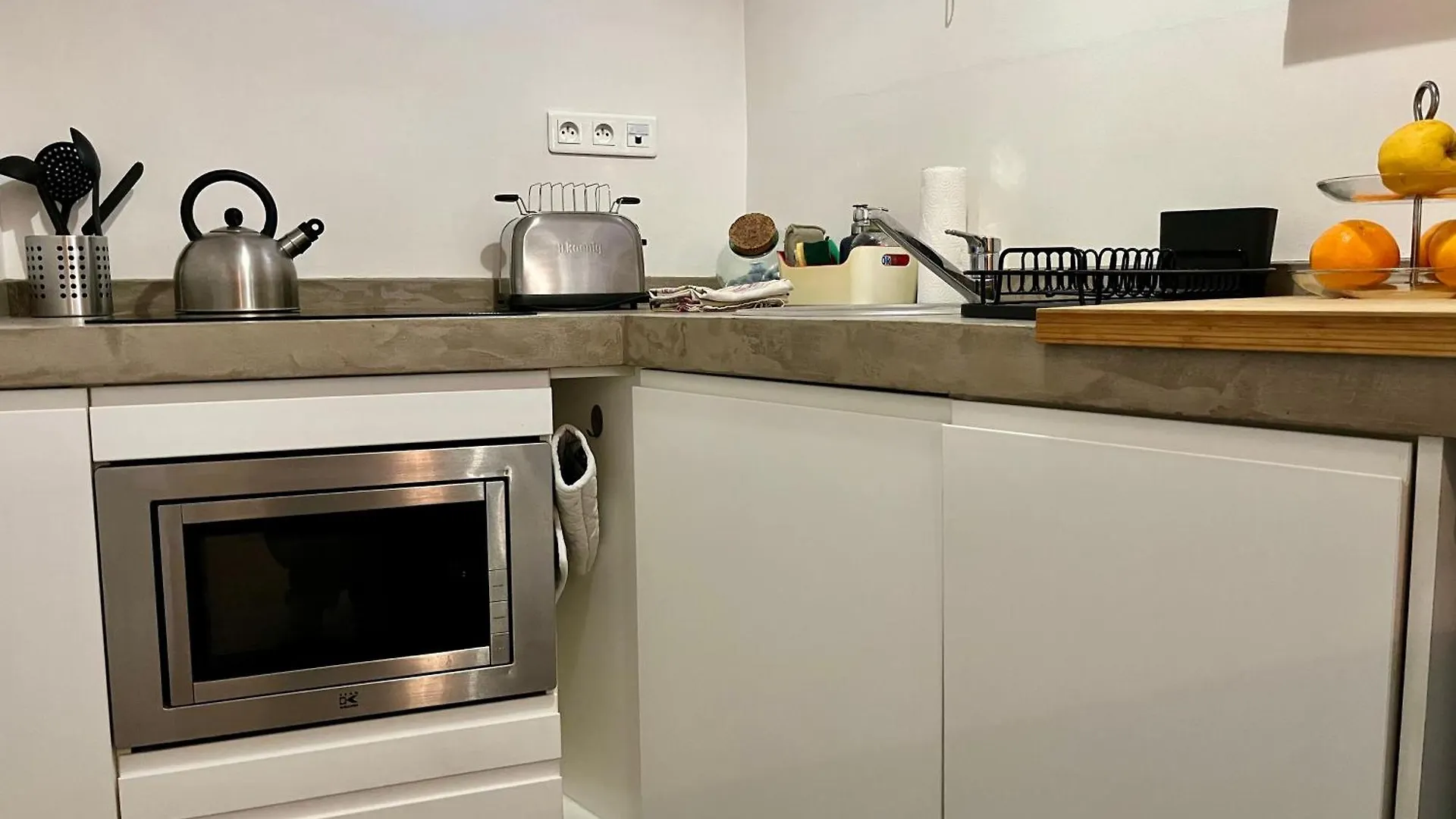Apartment Appartement Le Suquet Proche Croisette Cannes France